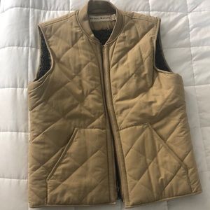 The Normal Brand - Sand inner-Fleece Vest